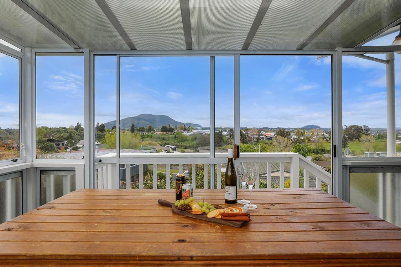Woodward House Taupo Villa Luaran gambar